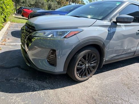 Used 2024 Nissan Kicks SV FWD image 4