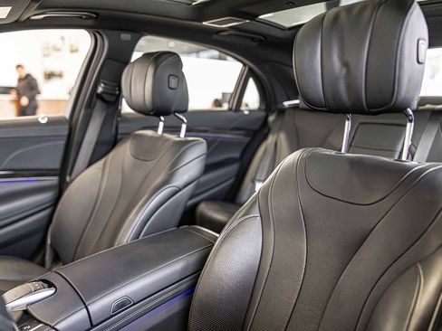 Used 2017 Mercedes-Benz S 550e w/ Premium Package image 19