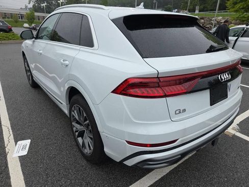 Used 2023 Audi Q8 Premium Plus AWD/4WD image 4