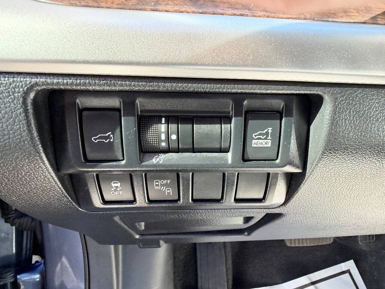 Used 2018 Subaru Outback 2.5i Limited w/ Popular Package #2 AWD/4WD image 38