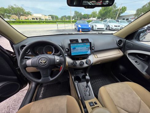 Used 2011 Toyota RAV4 2WD w/ Base L4 Extra Value Pkg image 10