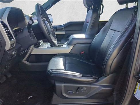 Used 2018 Ford F150 Lariat w/ Equipment Group 502A Luxury image 15