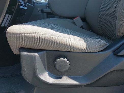 Used 2018 Ford F150 XLT AWD/4WD image 25
