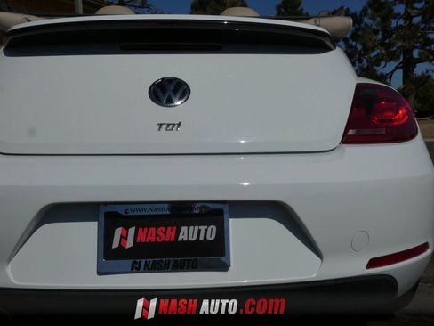 Used 2014 Volkswagen Beetle TDI FWD image 10