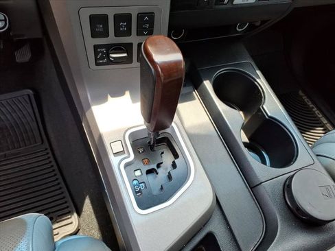 Used 2013 Toyota Sequoia Platinum AWD/4WD image 32