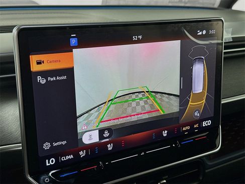 New 2025 Volkswagen ID. Buzz Pro S image 23