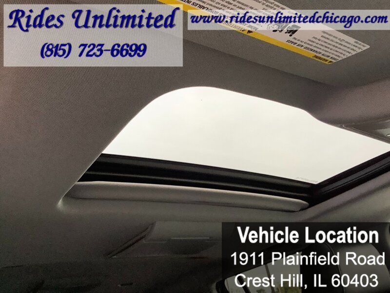 Used 2015 Chevrolet Suburban LT w/ Luxury Package AWD/4WD image 39