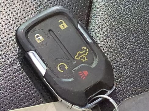 Used 2020 Chevrolet Silverado 1500 LTZ image 38