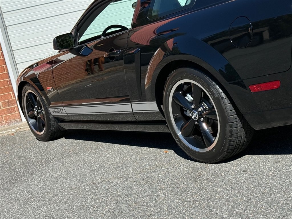 Used 2007 Ford Mustang GT RWD image 21