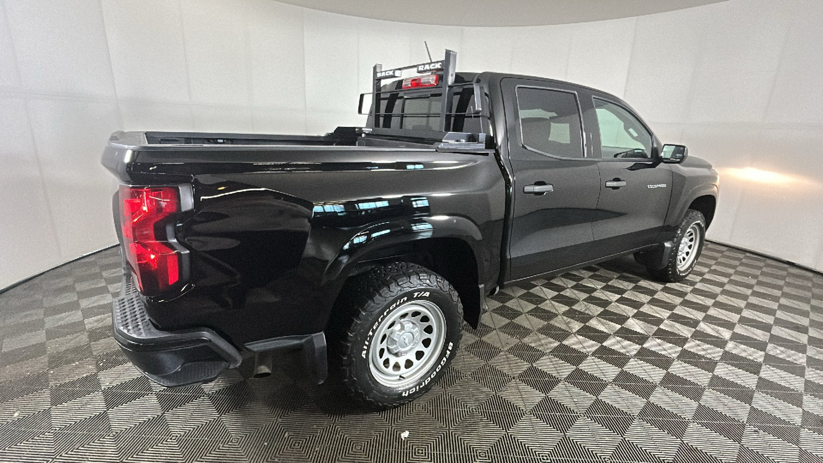 Used 2023 Chevrolet Colorado W/T w/ LPO, Pro Essentials Package AWD/4WD image 3