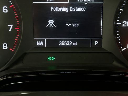 Used 2025 Chevrolet Trax LS FWD image 8