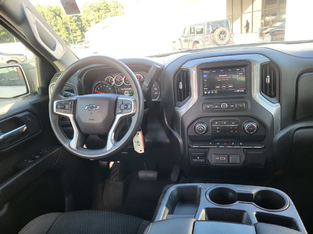 Used 2022 Chevrolet Silverado 1500 Custom Trail Boss w/ Safety Confidence Package AWD/4WD image 14