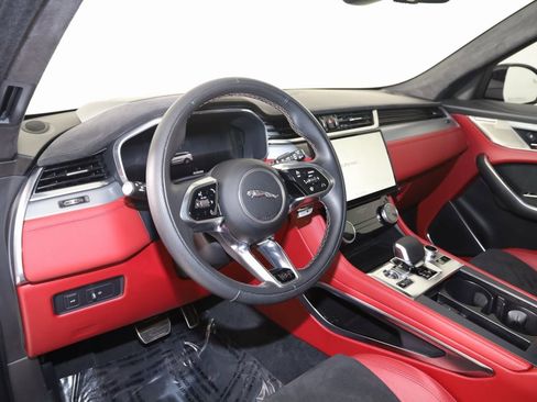 Used 2024 Jaguar F-PACE SVR image 45