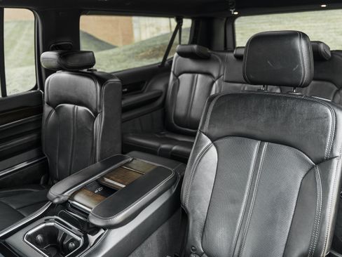 Used 2024 Jeep Grand Wagoneer L 4WD image 24