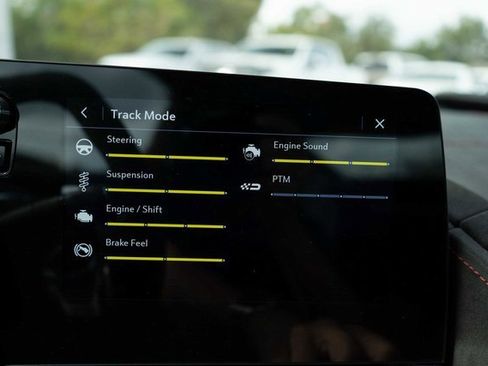 Used 2023 Chevrolet Corvette Stingray Premium Cpe w/ Z51 Performance Package image 30