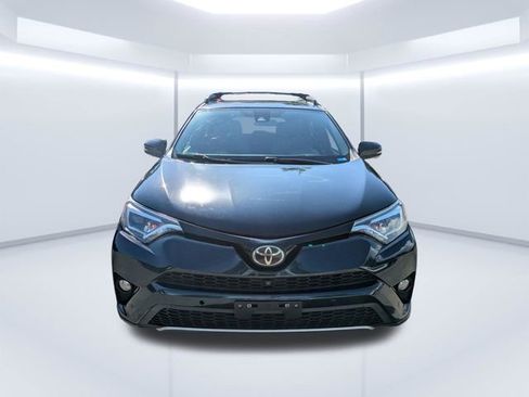 Used 2017 Toyota RAV4 SE w/ Advanced Technology Package AWD/4WD image 9
