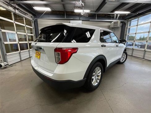 Used 2021 Ford Explorer 2WD image 5
