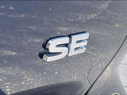 Used 2024 Mitsubishi Outlander SE AWD/4WD image 8