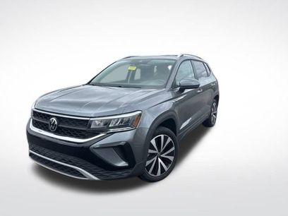 Used 2022 Volkswagen Taos SE