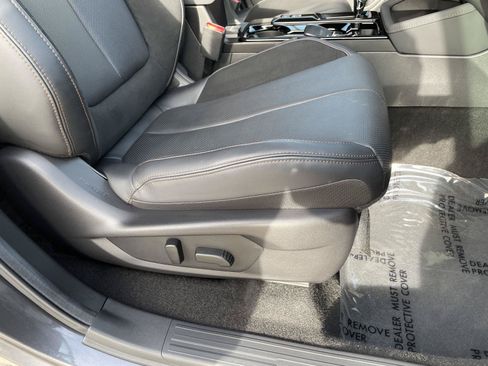 Used 2026 Subaru Forester Touring AWD/4WD image 17