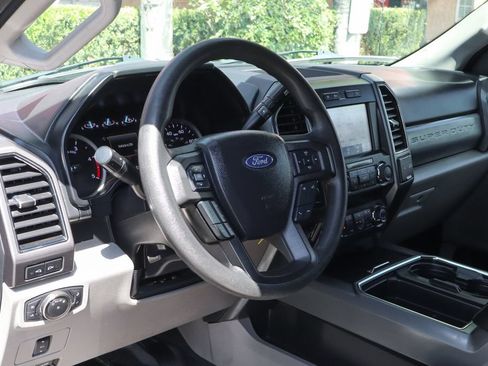 Used 2021 Ford F250 XLT w/ XLT Premium Package AWD/4WD image 26