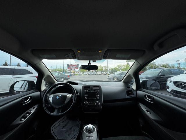 Used 2014 Nissan Leaf S w/ Charge Package FWD image 19
