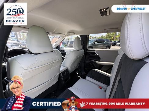 Used 2025 Mitsubishi Outlander SE FWD image 15