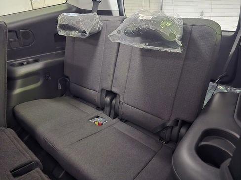 New 2026 Hyundai Ioniq 9 SE image 12