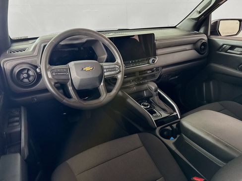 Used 2023 Chevrolet Colorado W/T w/ WT Convenience Package II AWD/4WD image 17