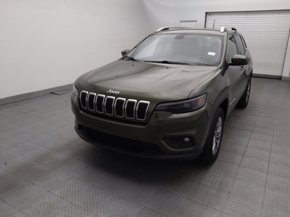 Used 2019 Jeep Cherokee Latitude Plus w/ Cold Weather Group AWD/4WD image 15