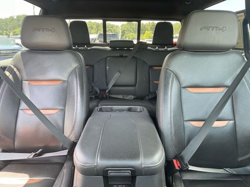 Used 2023 GMC Sierra 1500 AT4 w/ AT4 Premium Package AWD/4WD image 33