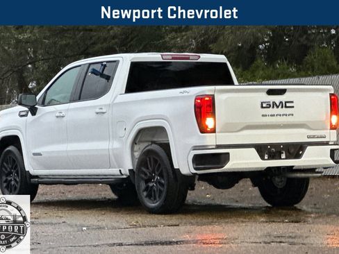 New 2026 GMC Sierra 1500 Elevation w/ LPO, Elevation Black Package image 7