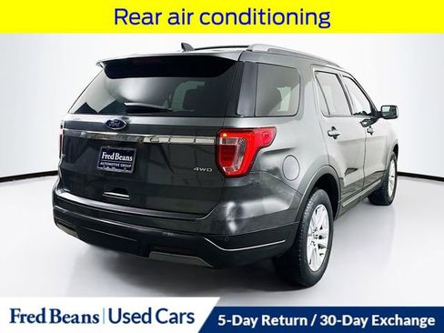 Used 2019 Ford Explorer XLT w/ Class III Trailer Tow Package image 9