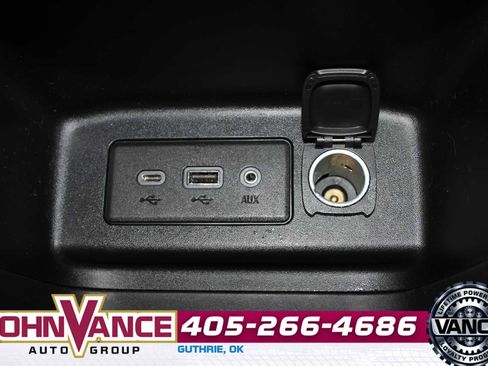 Used 2020 Chevrolet Equinox LT w/ Driver Convenience Package image 36