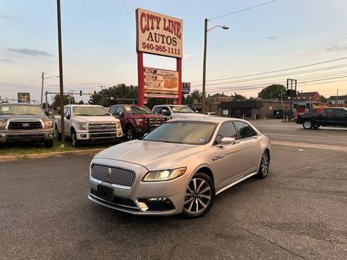 Used 2018 Lincoln Continental Premiere FWD image 1