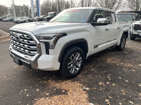 Used 2022 Toyota Tundra 1794 Edition image 5