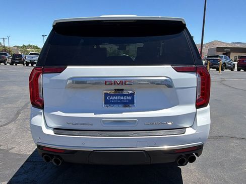 Used 2024 GMC Yukon Denali w/ Advanced Technology Package AWD/4WD image 4