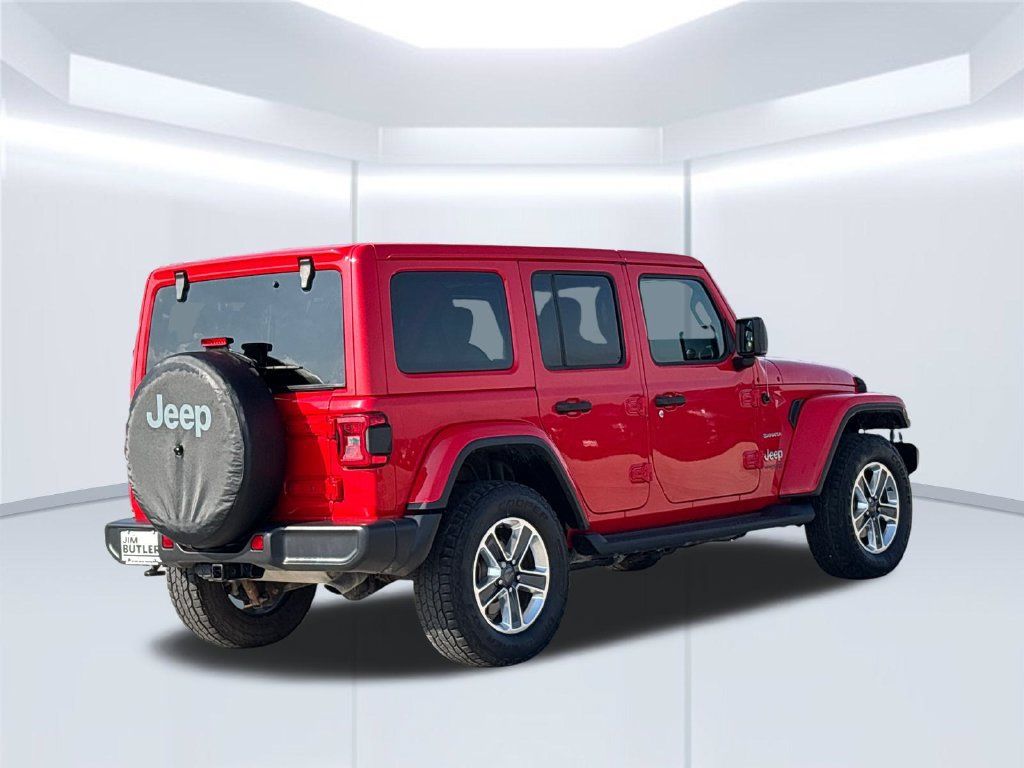 Used 2018 Jeep Wrangler Unlimited Sahara w/ LED Lighting Group AWD/4WD image 6