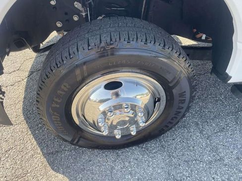 Used 2026 Ford F350 XLT AWD/4WD image 11