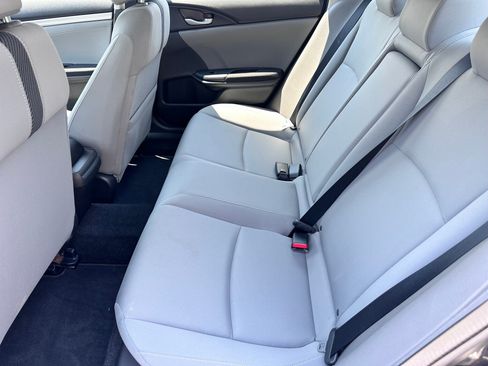 Used 2018 Honda Civic EX image 6