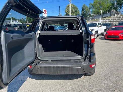 Used 2021 Ford EcoSport SE FWD image 5