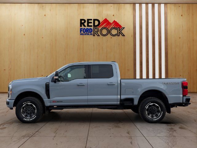 Used 2024 Ford F350 Lariat w/ Lariat Ultimate Package AWD/4WD image 3