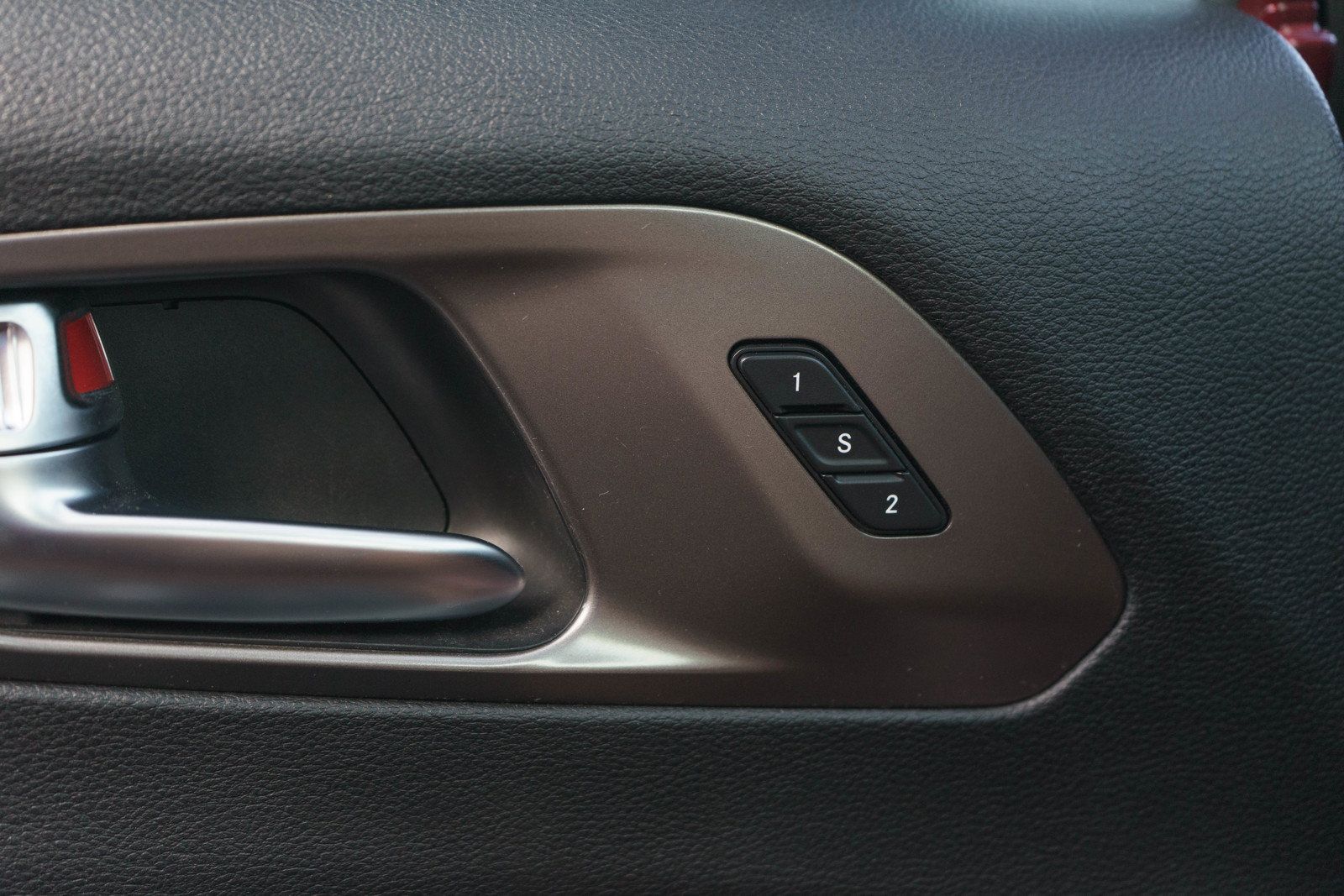 Used 2019 Chrysler Pacifica Limited FWD image 27