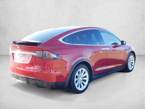 Used 2017 Tesla Model X 90D AWD/4WD image 5