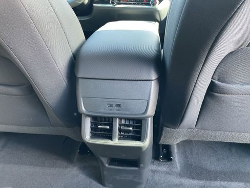 New 2026 Chevrolet Equinox LT FWD image 36