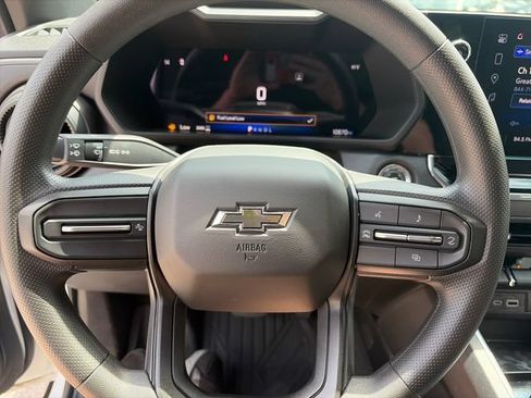 Used 2024 Chevrolet Colorado Trail Boss w/ LPO, Dark Essentials Package AWD/4WD image 20