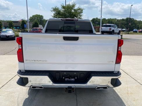 Used 2023 Chevrolet Silverado 1500 LTZ w/ LTZ Premium Package AWD/4WD image 4
