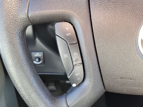 Used 2020 GMC Savana 2500 w/ Driver Convenience Package image 26