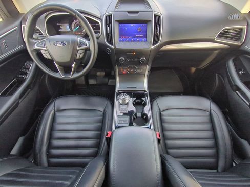 Used 2020 Ford Edge SEL w/ Convenience Package image 13