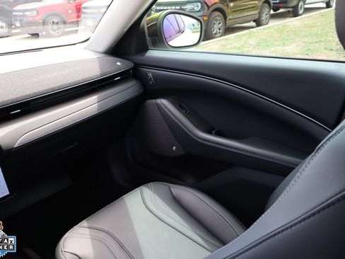 Used 2023 Ford Mustang Mach-E Premium AWD/4WD image 22